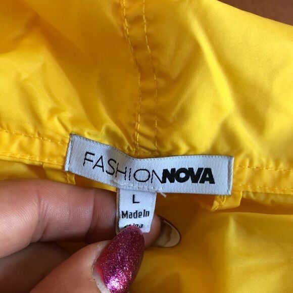 Fashion Nova yellow windbreaker style jacket - Picture 5 of 8